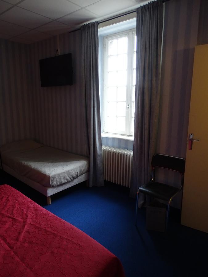 Hotel Restaurant Du Commerce La Gouesnière Eksteriør billede